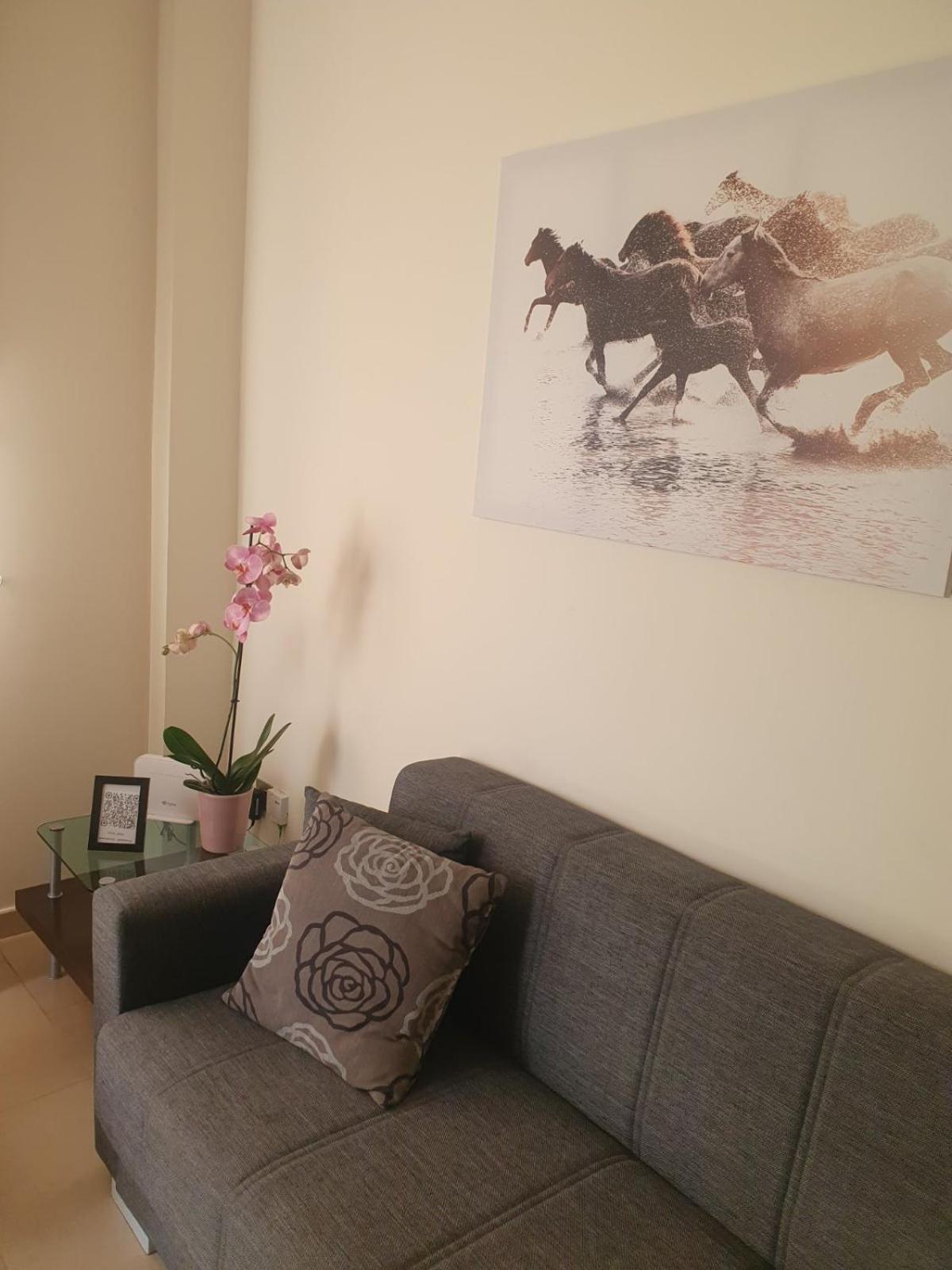 2 Bedroom Apartment, Zygos Centre Block D - By Imh Travel & Tours Paphos Kültér fotó
