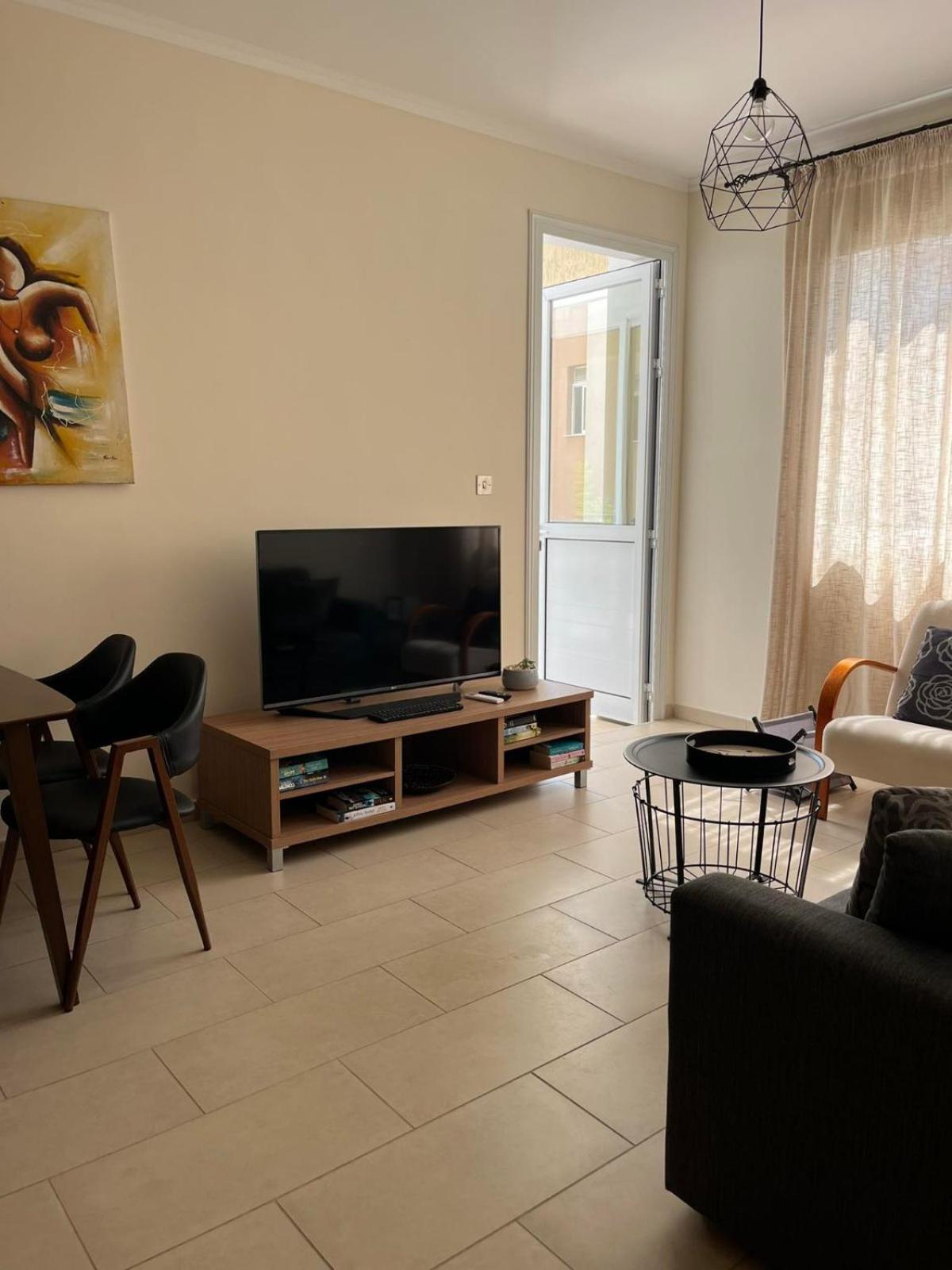 2 Bedroom Apartment, Zygos Centre Block D - By Imh Travel & Tours Paphos Kültér fotó