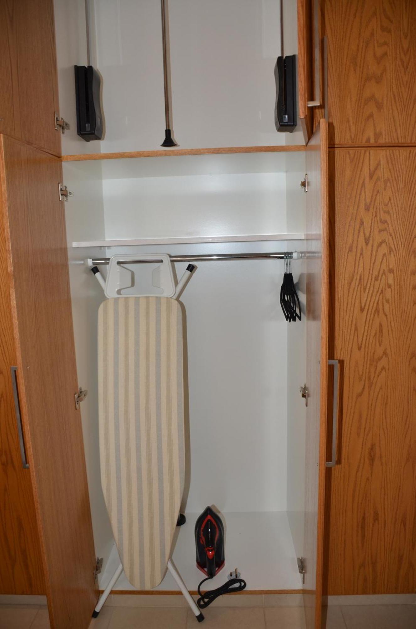 2 Bedroom Apartment, Zygos Centre Block D - By Imh Travel & Tours Paphos Kültér fotó