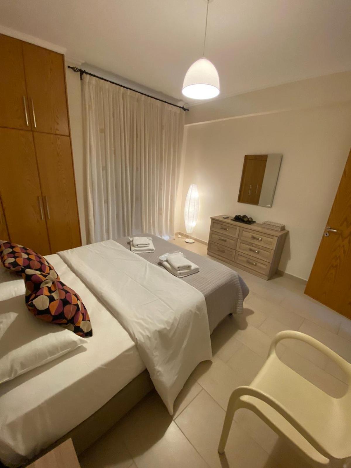 2 Bedroom Apartment, Zygos Centre Block D - By Imh Travel & Tours Paphos Kültér fotó